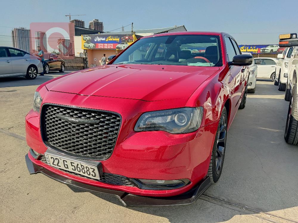 کرایسلەر 300